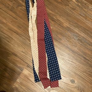 FREE GIFT with bundle - 100% silk paisley scarf set